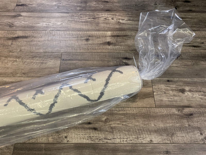 McEtt Rug Storage Bag and Zip Tie - WITH Vent Holes - Heavy Duty - Large Size Fits Rugs up to 6'x9' - Protects Rolled Rugs for Moving or Storage - Image 5